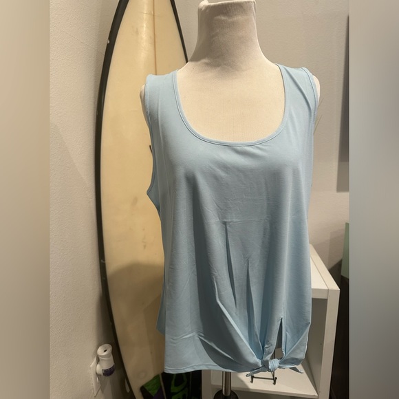 Zyia Active Sky Knot Just a Cute Tank - Picture 2 of 6